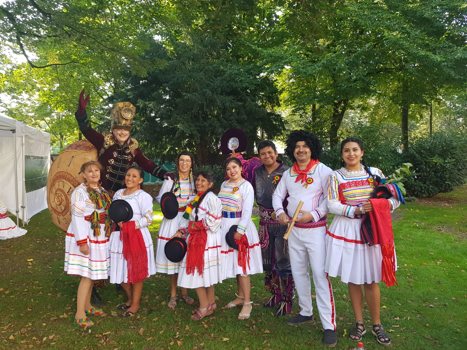 Mitglieder des Vereins bei einem Auftritt