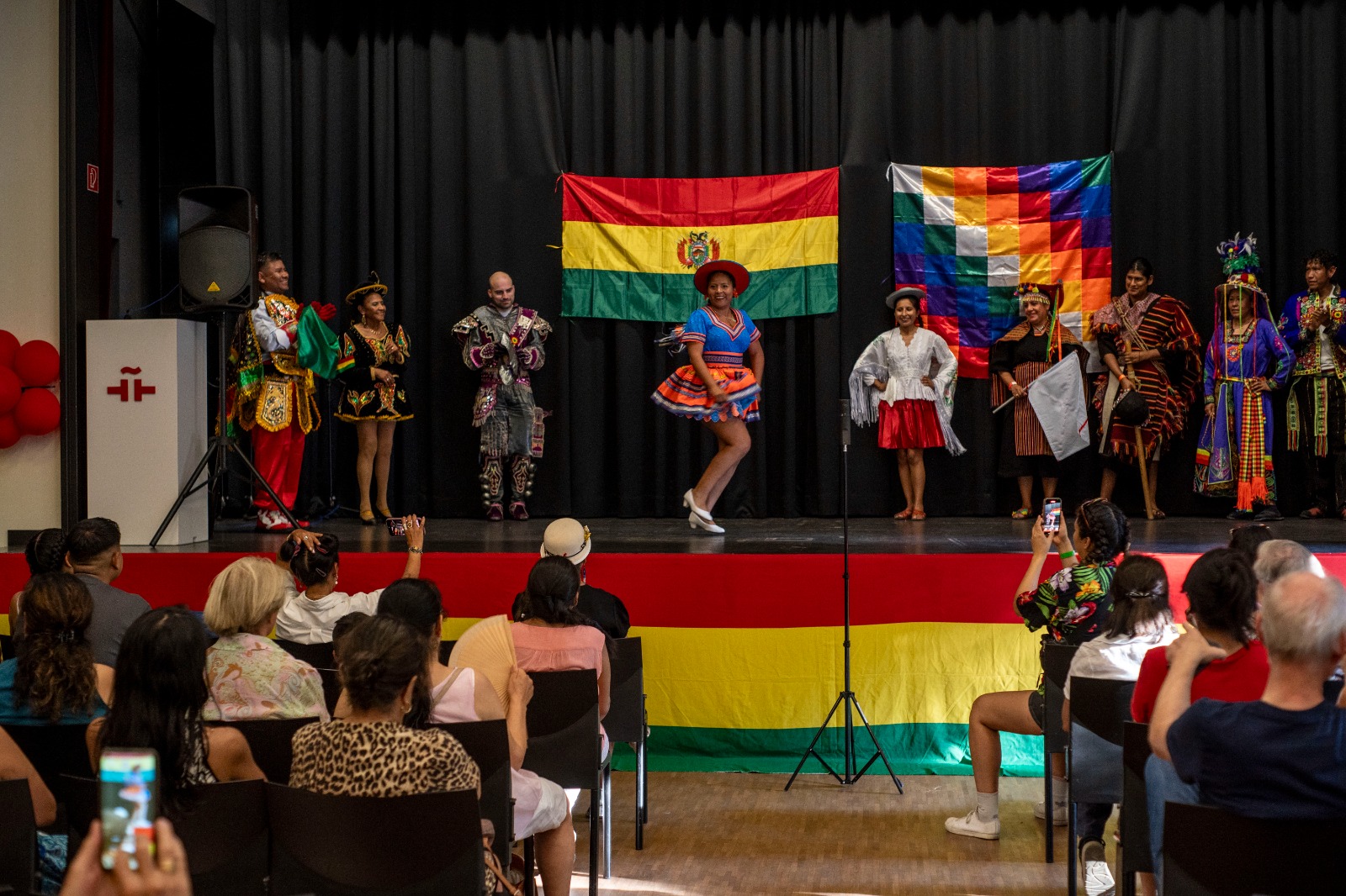 Verschiedene Tänze · Frankfurt